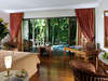 Four Seasons Hotel 